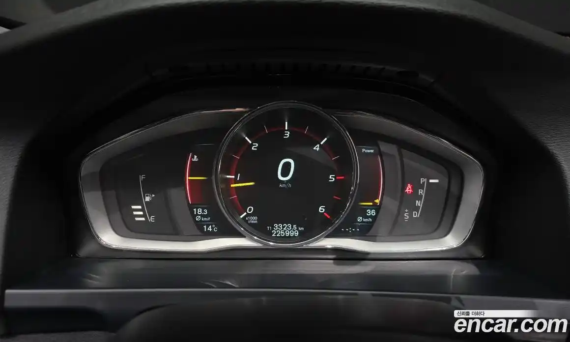 Volvo S60 2015 1.6 Автомат в Москве № 230667, фото 8