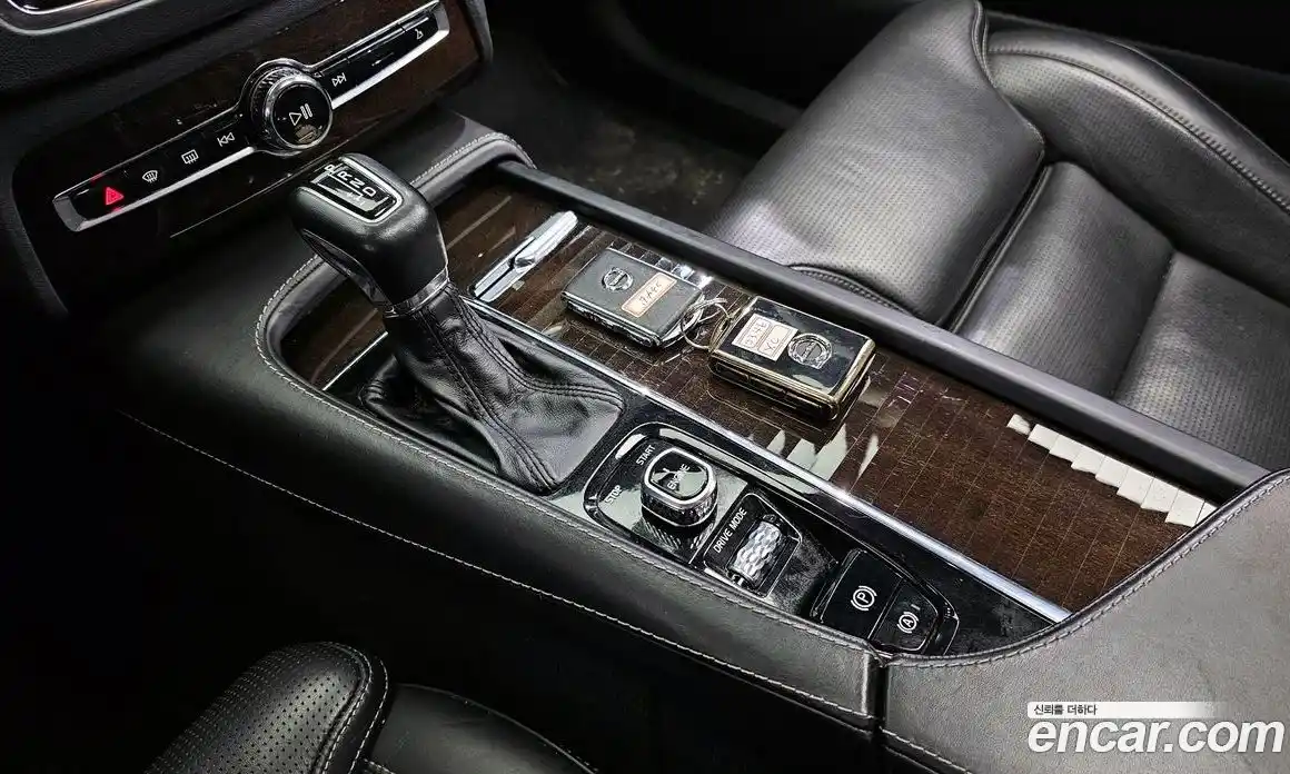 Volvo XC90 2017 2.0 Автомат в Москве № 230669, фото 9