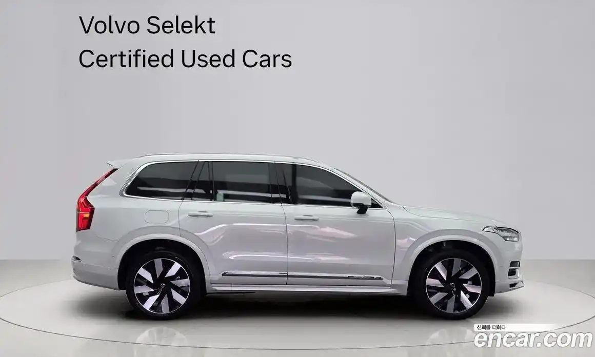 Volvo XC90 2024 2.0 Автомат в Москве № 230823, фото 3