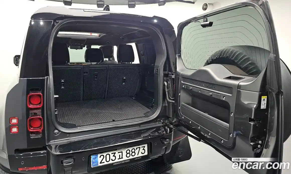 Land Rover Defender 2024 2.0 Автомат в Москве № 231176, фото 19