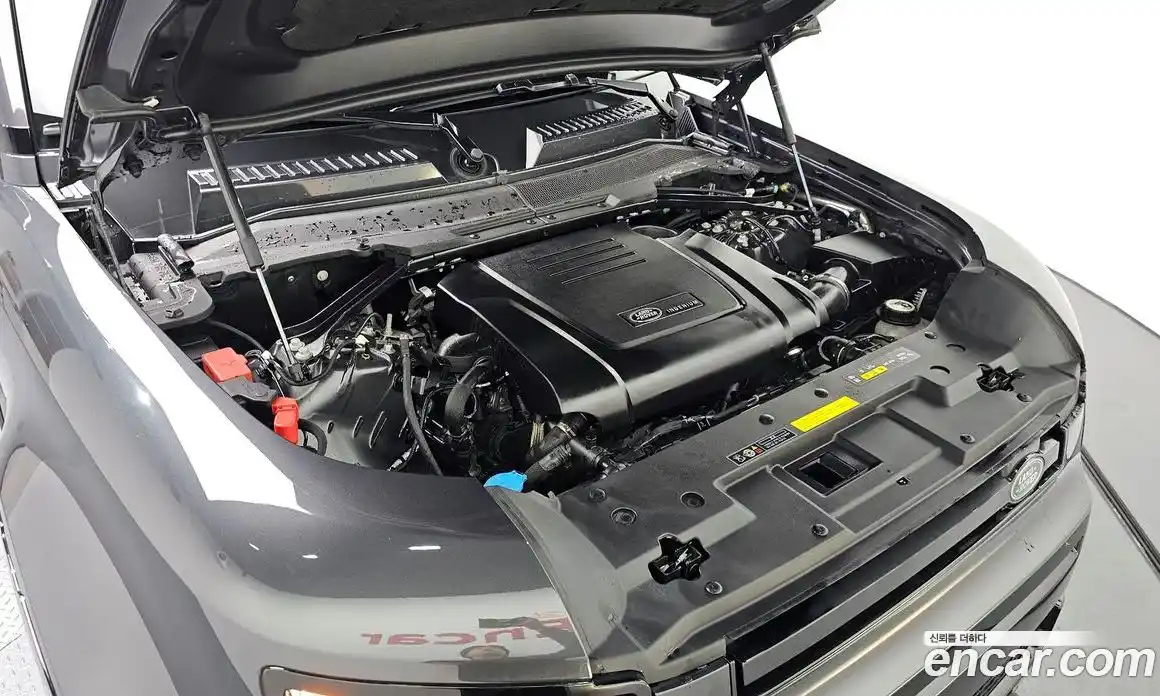 Land Rover Defender 2024 2.0 Автомат в Москве № 231176, фото 8