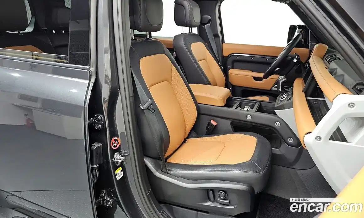 Land Rover Defender 2024 2.0 Автомат в Москве № 231176, фото 9