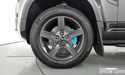 Land Rover Defender 2024 2.0 Автомат в Москве № 231176, миниатюра 10