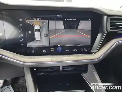 Volkswagen Touareg 2023 3.0 Автомат в Москве № 232101, миниатюра 10