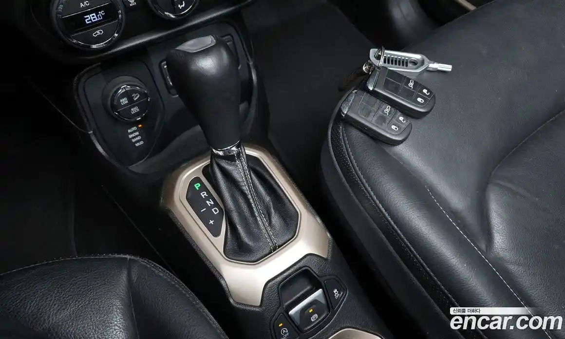 Jeep Renegade 2015 2.0 Автомат в Москве № 232560, фото 7