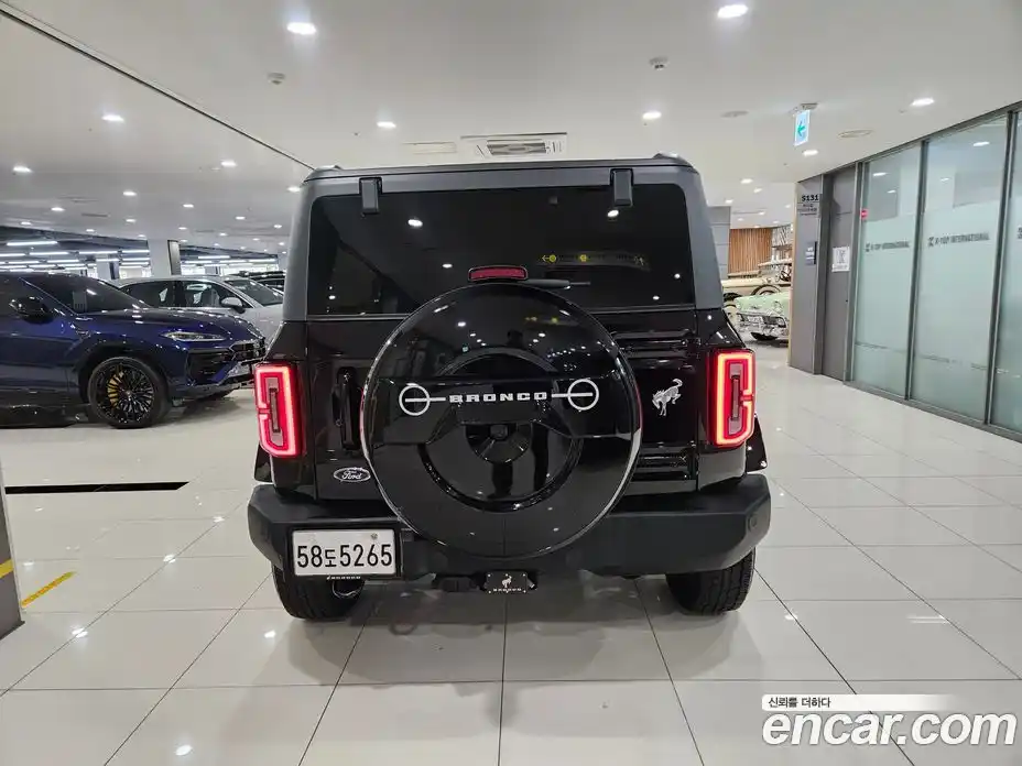 Ford Bronco 2023 2.7 Автомат в Москве № 233042, фото 4