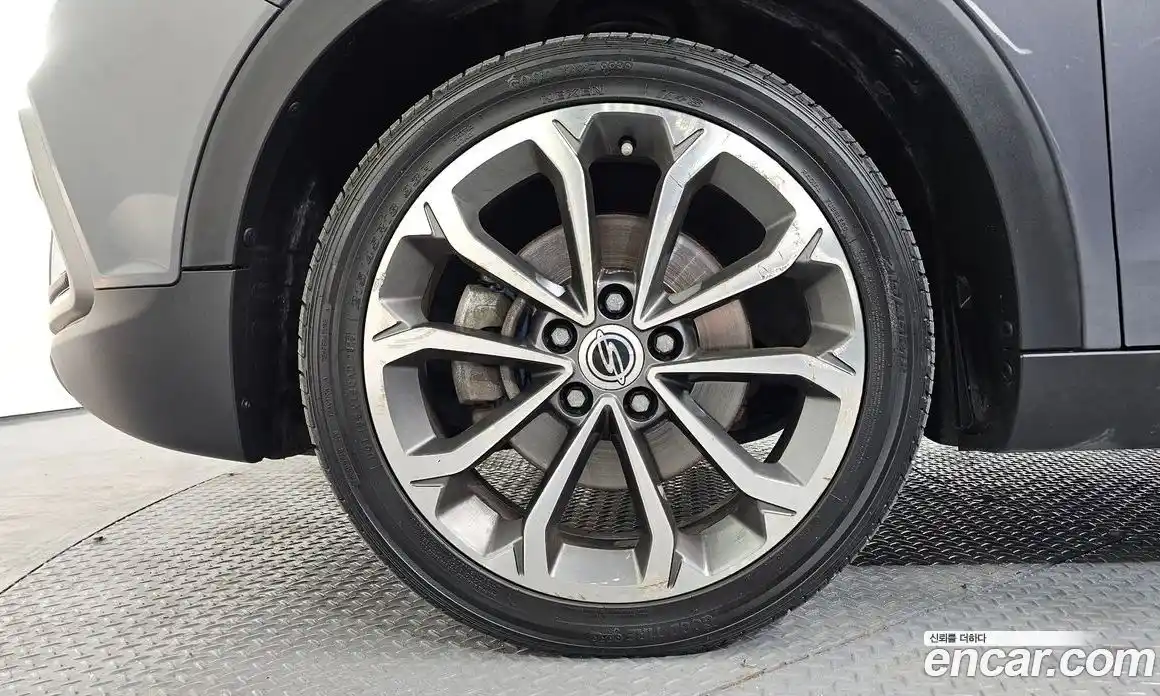 SsangYong TIBOLI 2018 1.6 Автомат в Москве № 236483, фото 5