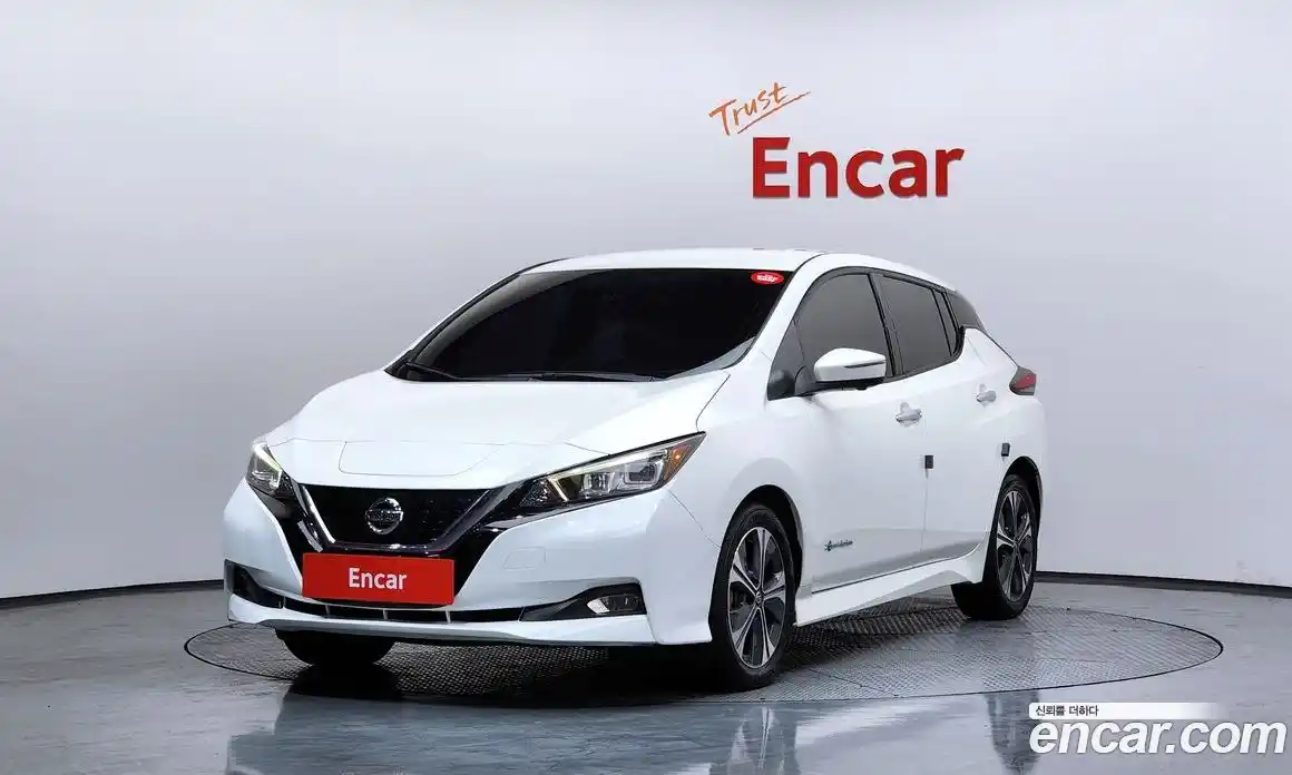 Nissan Leaf 2019 0.1 Автомат в Москве № 240226, фото 11