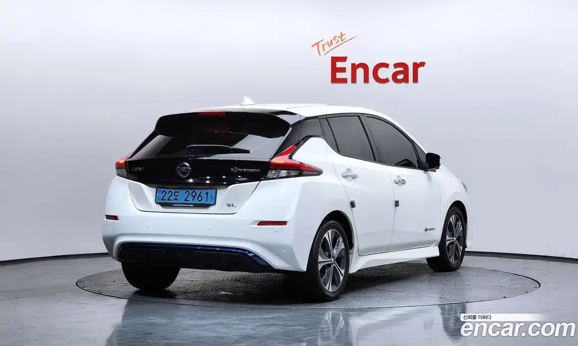 Nissan Leaf 2019 0.1 Автомат в Москве № 240226, фото 14