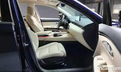 Genesis GV70 2024 2.5 Автомат в Москве № 24335, миниатюра 12