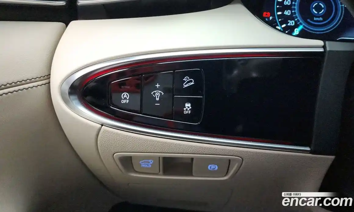 Genesis GV70 2024 2.5 Автомат в Москве № 24335, фото 19