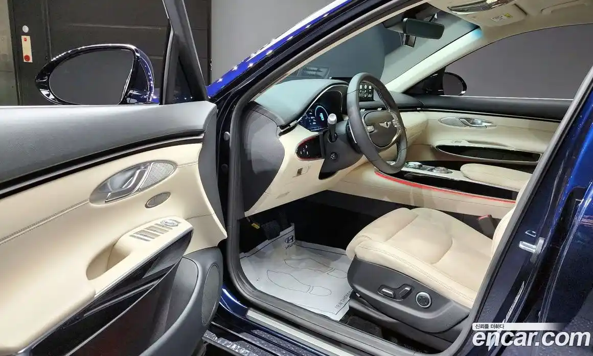 Genesis GV70 2024 2.5 Автомат в Москве № 24335, фото 20