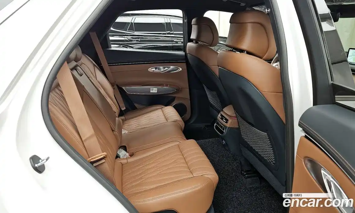 Genesis GV70 2023 2.2 Автомат в Москве № 24664, фото 15