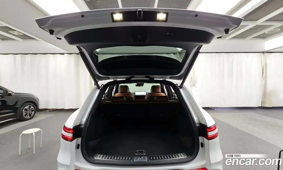 Genesis GV70 2023 2.2 Автомат в Москве № 24664, фото 16