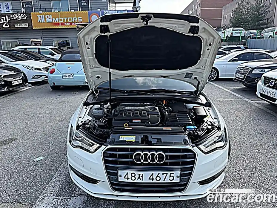 Audi A3 2015 2.0 Автомат в Москве № 248615, фото 6