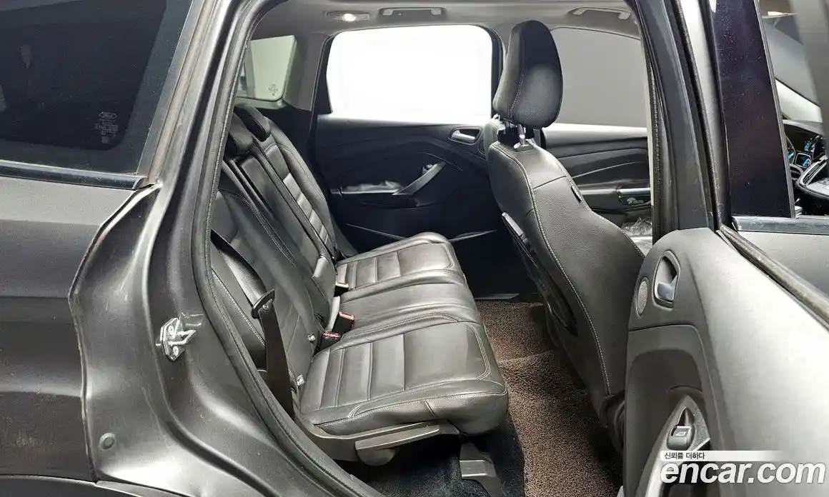 Ford Kuga 2017 2.0 Автомат в Москве № 249490, фото 11