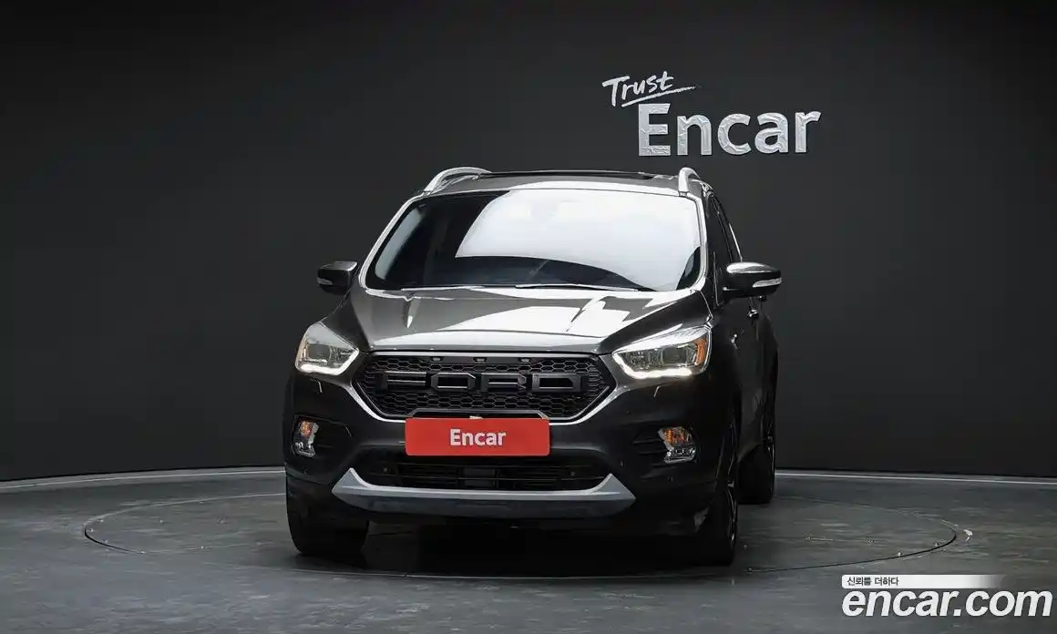 Ford Kuga 2017 2.0 Автомат в Москве № 249490, фото 17