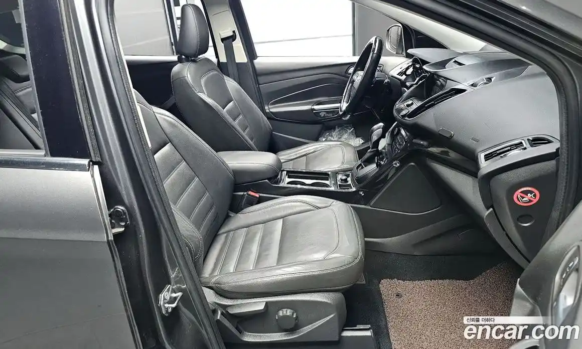 Ford Kuga 2017 2.0 Автомат в Москве № 249490, фото 8