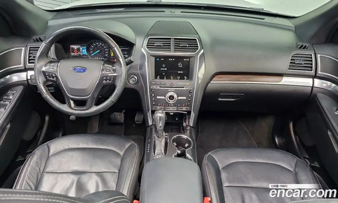 Ford Explorer 2018 2.3 Автомат в Москве № 255566, фото 11