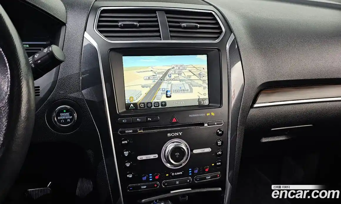 Ford Explorer 2018 2.3 Автомат в Москве № 255566, фото 19