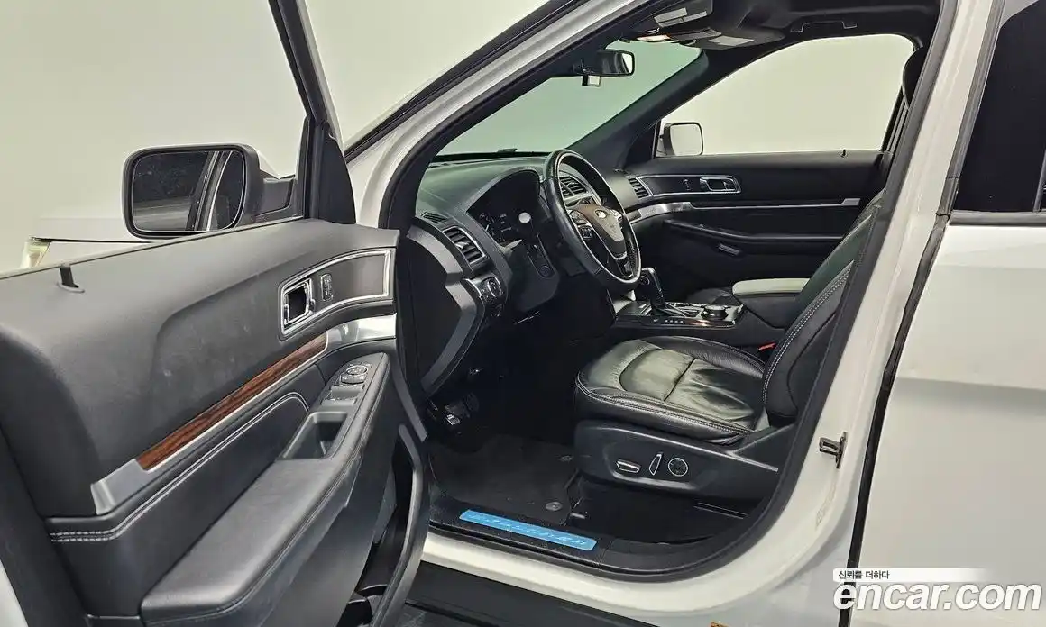 Ford Explorer 2018 2.3 Автомат в Москве № 255566, фото 6