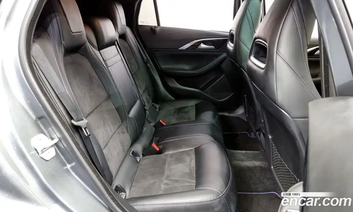 Infiniti Q30 2017 2.0 Автомат в Москве № 256123, фото 12