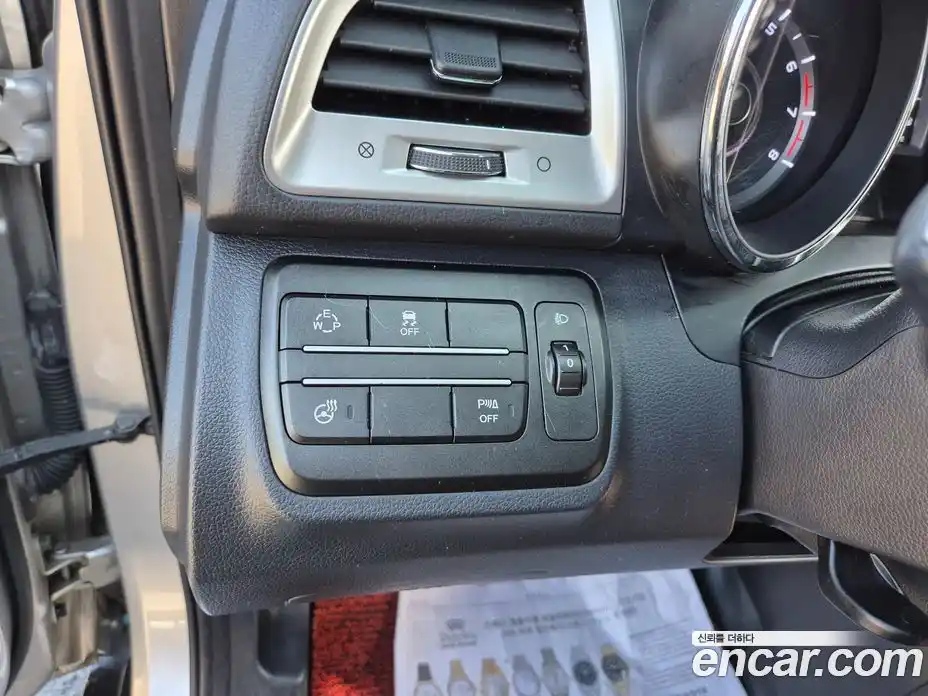 SsangYong TIBOLI 2015 1.6 Автомат в Москве № 25626, фото 15