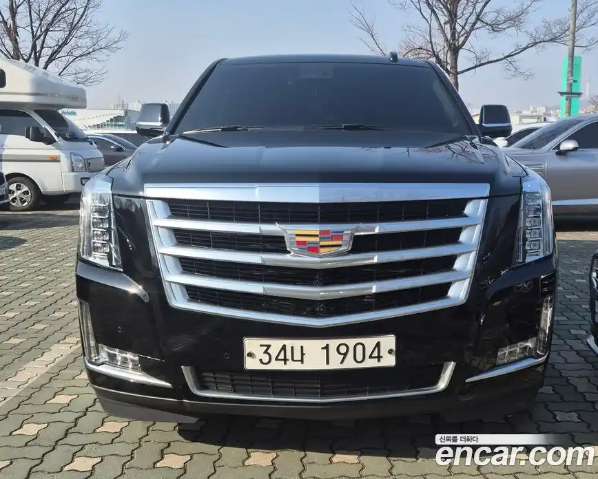 Cadillac Escalade 2018 6.2 Автомат в Москве № 256524, фото 3