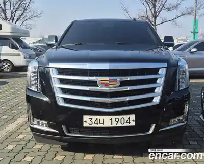 Cadillac Escalade 2018 6.2 Автомат в Москве № 256524, миниатюра 3