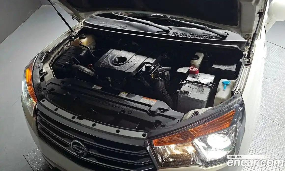 SsangYong Korando 2015 2.0 Автомат в Москве № 26038, фото 6