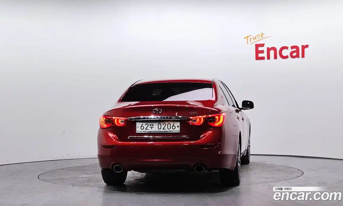 Infiniti Q50 2015 2.1 Автомат в Москве № 267455, фото 4