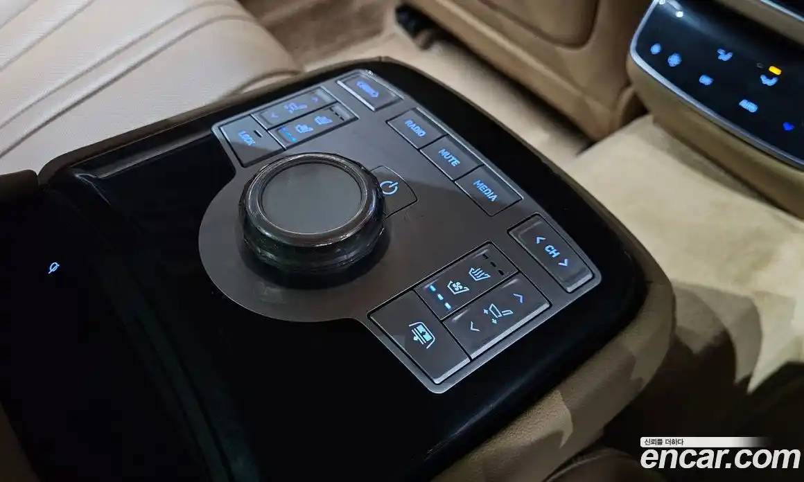 Genesis G80 2025 2.5 Автомат в Москве № 26863, фото 19