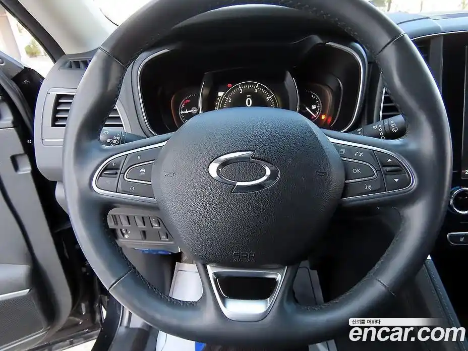 Renault QM6 2023 2.0 Автомат в Москве № 277045, фото 8