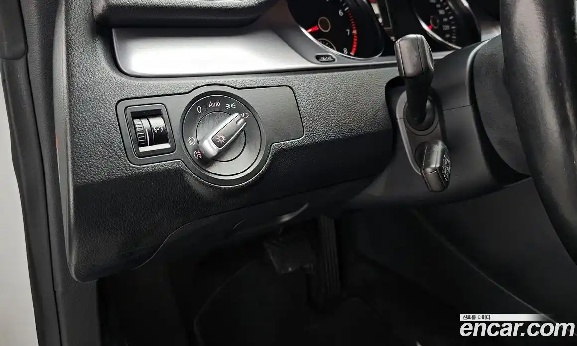 Volkswagen CC 2016 2.0 Автомат в Москве № 277814, фото 20