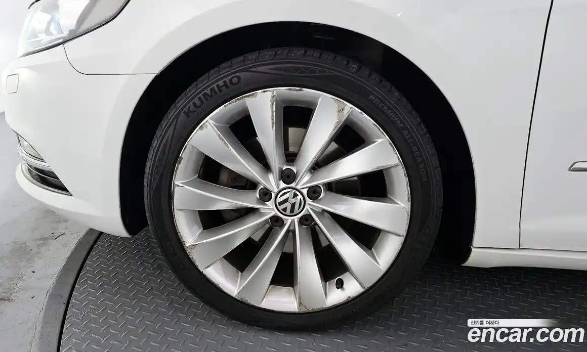 Volkswagen CC 2016 2.0 Автомат в Москве № 277814, фото 5