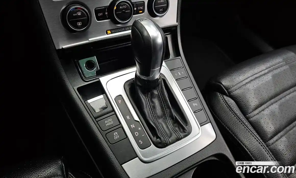 Volkswagen CC 2016 2.0 Автомат в Москве № 277814, фото 9