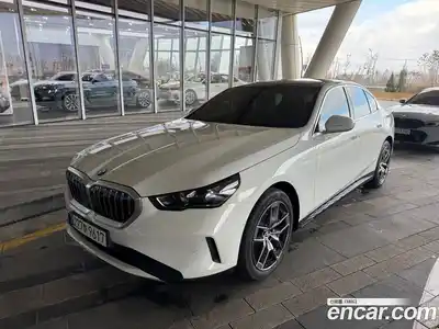 BMW 5-Series 2026 2.0 Автомат в Москве № 278089, миниатюра 4