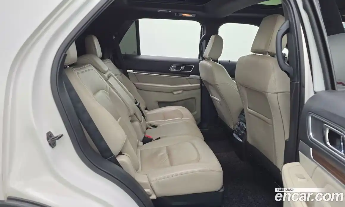 Ford Explorer 2018 2.3 Автомат в Москве № 280930, фото 20