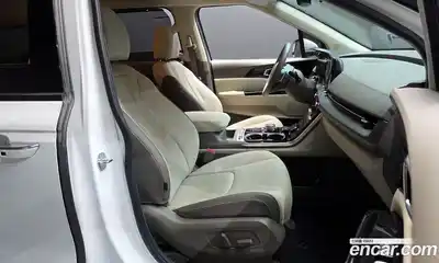 Kia Canival 2023 3.5 Автомат в Москве № 287778, миниатюра 6