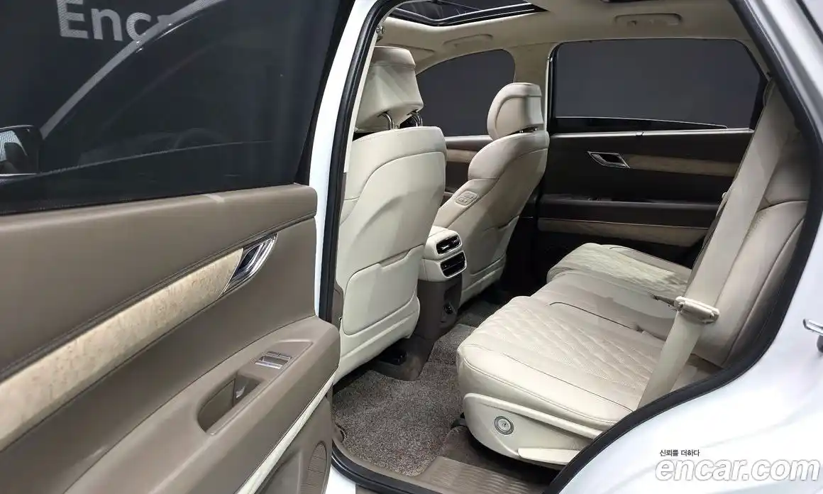 Genesis GV80 2023 3.0 Автомат в Москве № 289370, фото 8