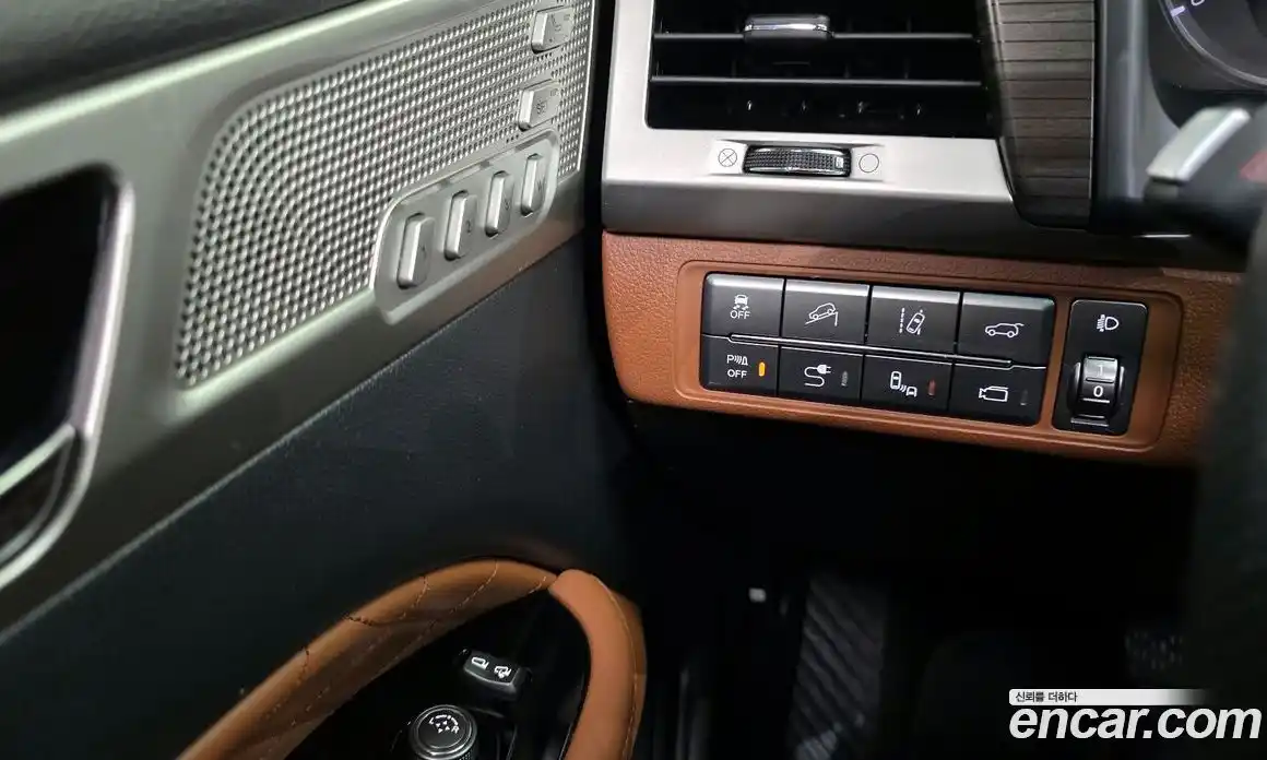 SsangYong Rexton 2018 2.2 Автомат в Москве № 29441, фото 4