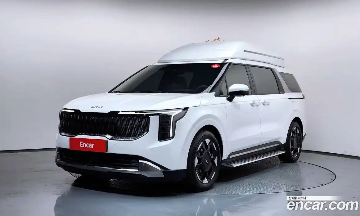 Kia Canival 2024 1.6 Автомат в Москве № 306974, фото 1