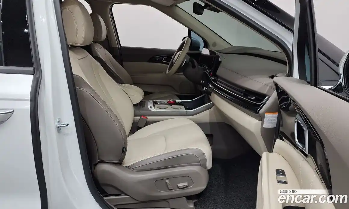 Kia Canival 2024 1.6 Автомат в Москве № 306974, фото 11