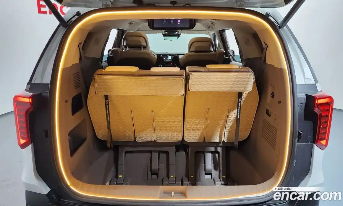 Kia Canival 2024 1.6 Автомат в Москве № 306974, фото 20