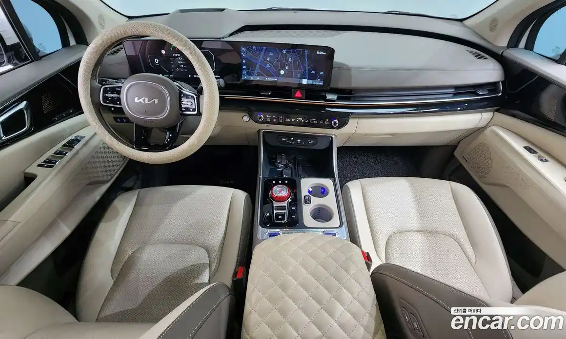 Kia Canival 2024 1.6 Автомат в Москве № 306974, фото 7