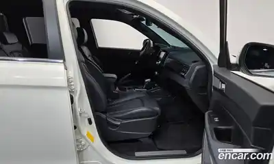 SsangYong Rexton 2022 2.2 Автомат в Москве № 30800, миниатюра 5