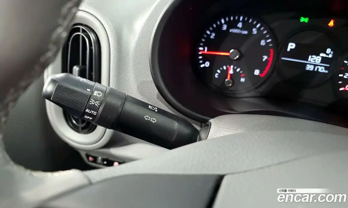 Kia Morning 2021 1.0 Автомат в Москве № 308401, фото 13