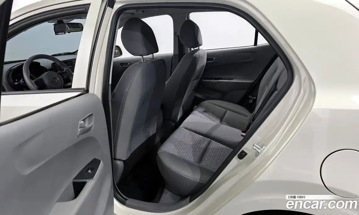 Kia Morning 2021 1.0 Автомат в Москве № 308401, фото 16