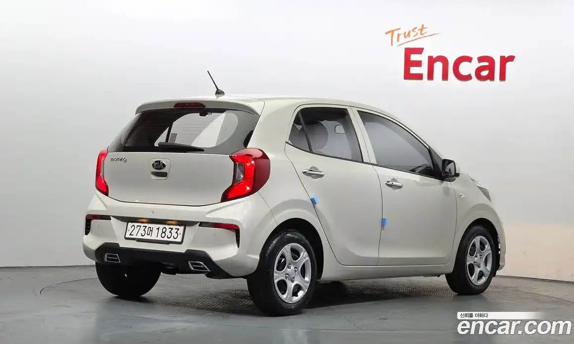 Kia Morning 2021 1.0 Автомат в Москве № 308401, фото 18