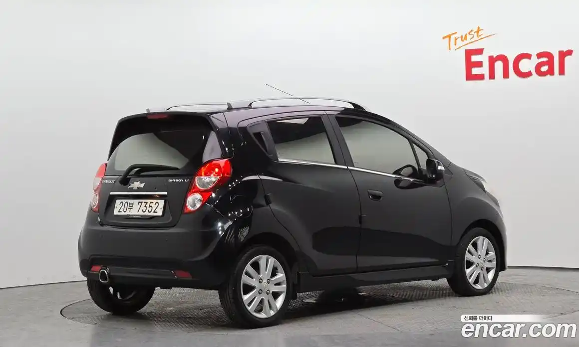 Chevrolet Spark 2014 1.0 Автомат в Москве № 314848, фото 18